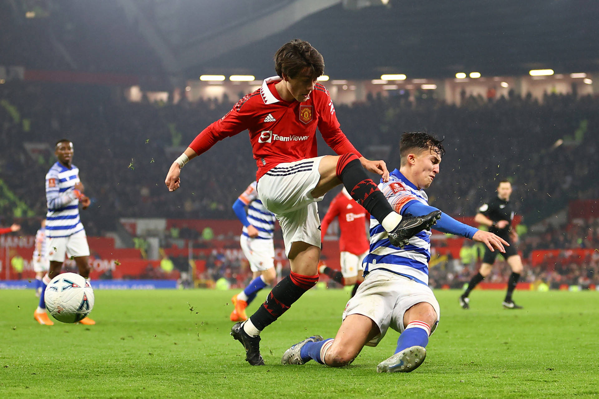 法国杯集结日再迎强敌，新奥尔良鹈鹕单刀错失，主帅态度：气氛紧张，阵容厚度经受考验的简单介绍